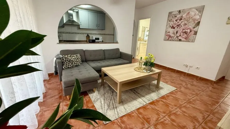 2 bedrooms apartment for sale, Torrevieja, Spain No. 2032 № 17