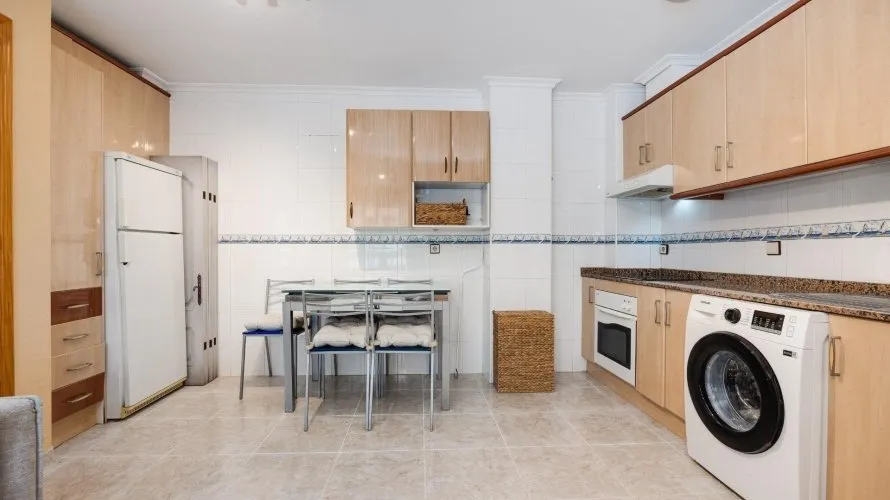 2 bedrooms apartment for sale, Torrevieja, Spain No. 2146 № 19