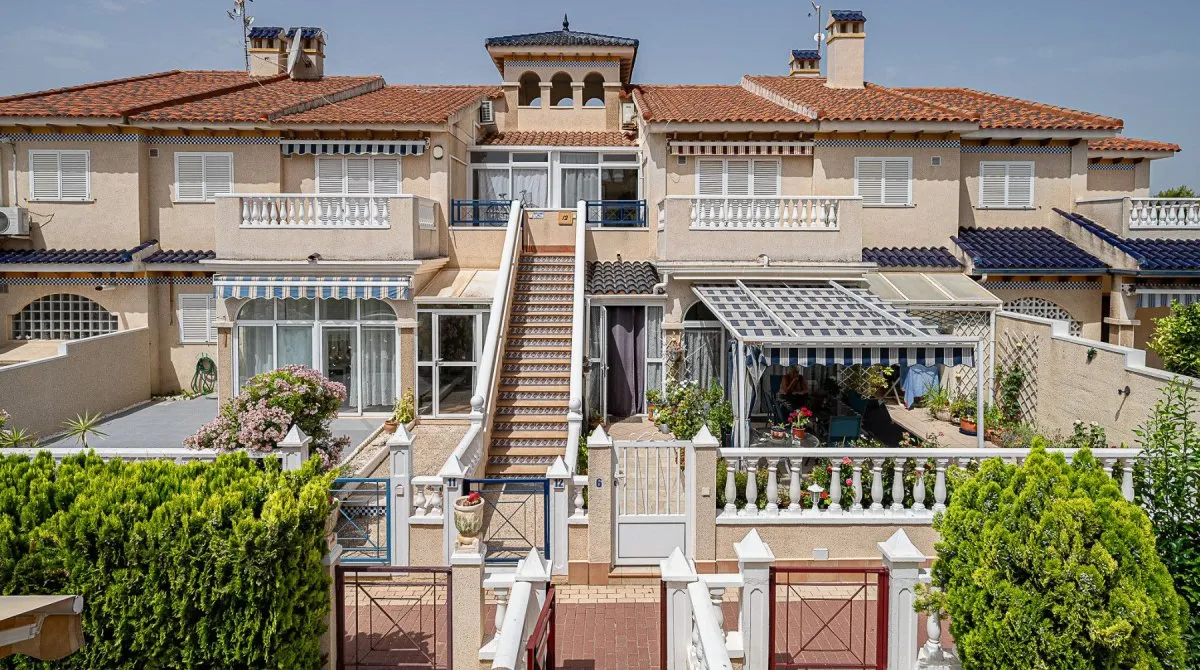 62m² apartment for sale, Alicante, Spain No. 2022