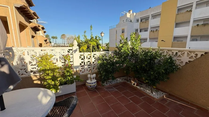 2 bedrooms house for sale, Alicante, Spain No. 2111 № 25