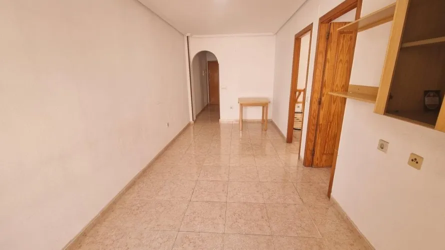 2 bedrooms apartment for sale, Torrevieja, Spain No. 2202 № 9