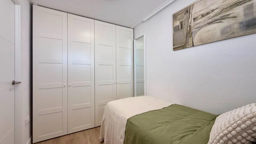 2 bedrooms penthouse for sale, Torrevieja, Spain No. 1753 № 7