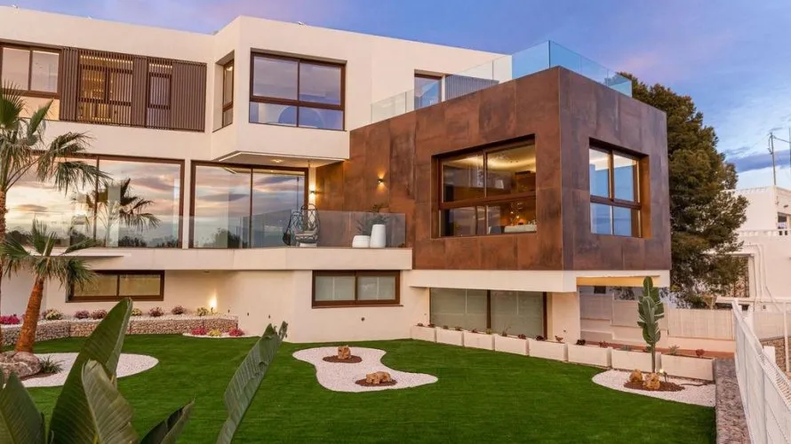 4 bedrooms villa for sale, Benidorm, Spain No. 2015 № 10