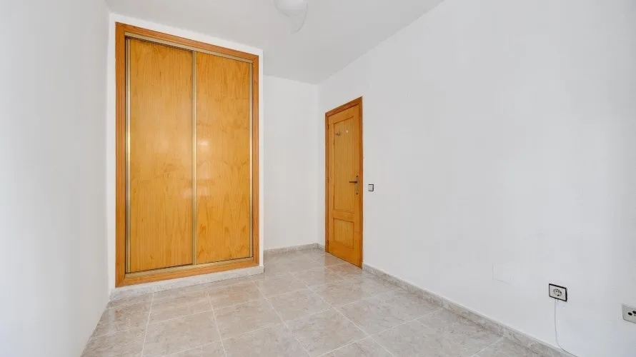 2 bedrooms apartment for sale, Torrevieja, Spain No. 2146 № 6