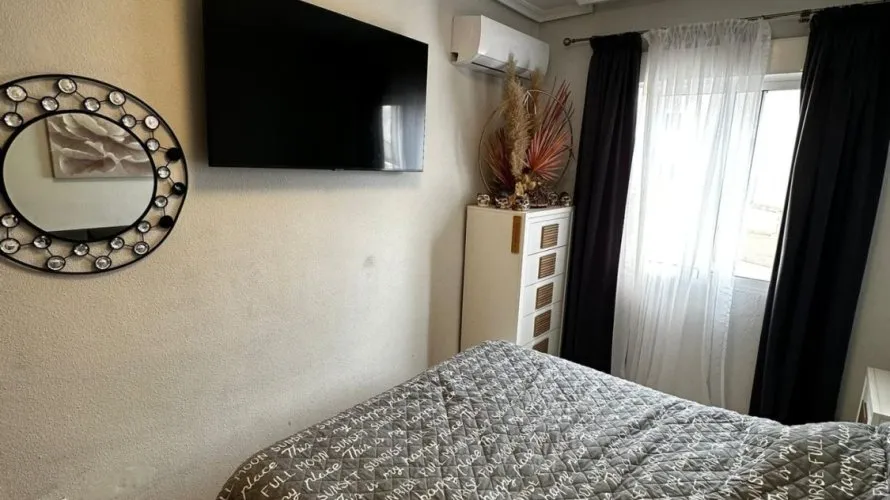 2 bedrooms apartment for sale, Torrevieja, Spain No. 2090 № 22