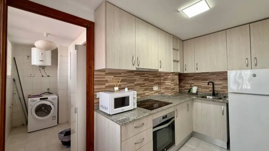2 bedrooms apartment for sale, Torrevieja, Spain No. 2193 № 8