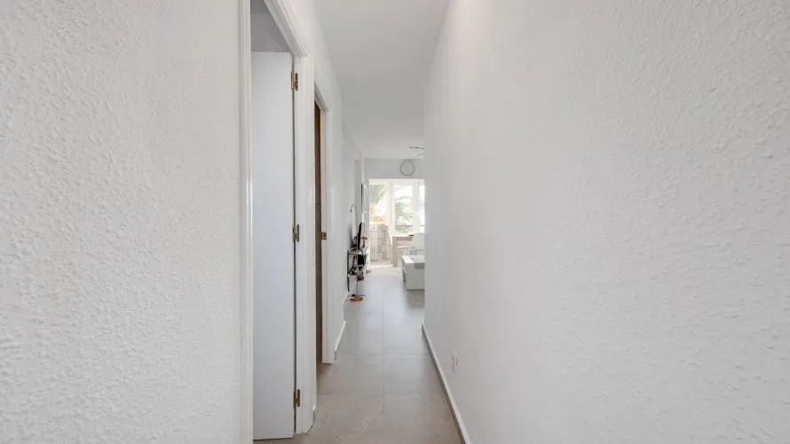 1 bedroom apartment for sale, Torrevieja, Spain No. 2159 № 11