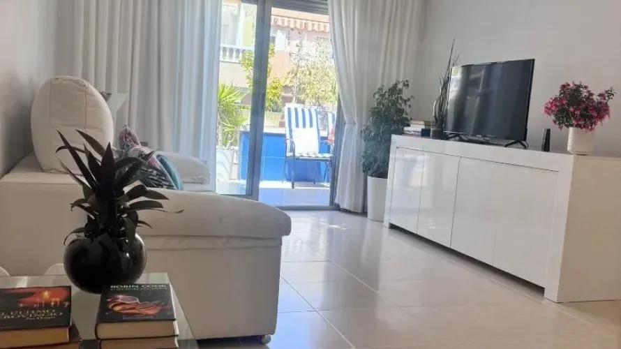 1 bedroom apartment for sale, Torrevieja, Spain No. 1989 № 9