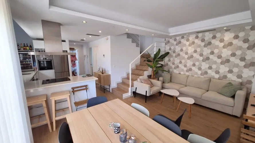 3 bedrooms apartment for sale, Torrevieja, Spain No. 1729 № 25