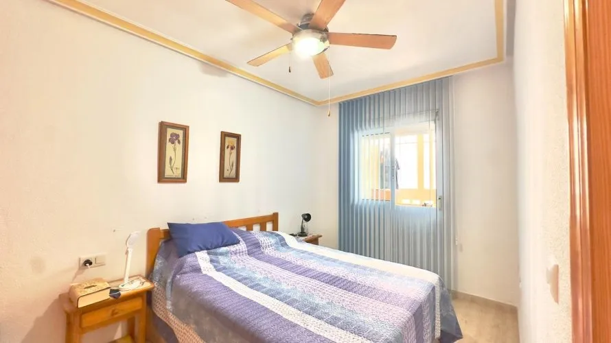 1 bedroom apartment for sale, Torrevieja, Spain No. 2211 № 9