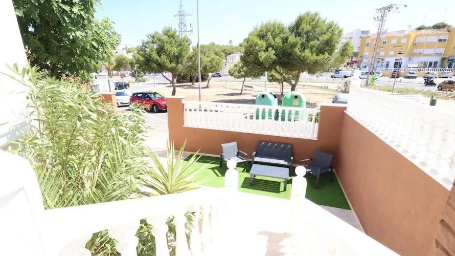 3 bedrooms apartment for sale, Campoamor, Spain No. 1984 № 1