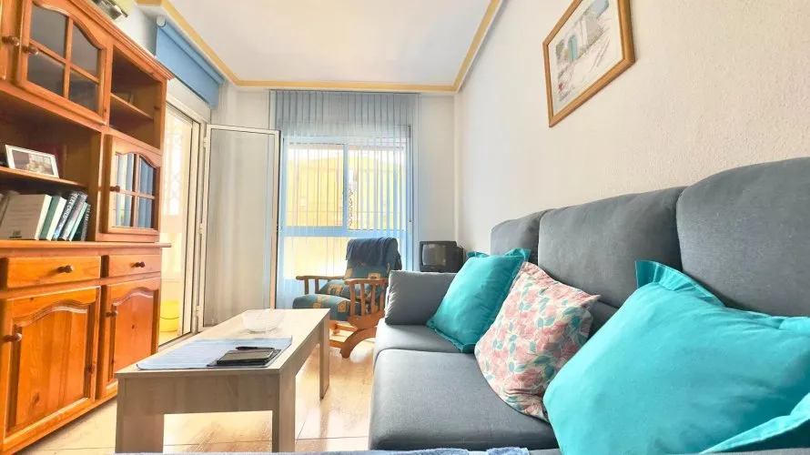 1 bedroom apartment for sale, Torrevieja, Spain No. 2211 № 1