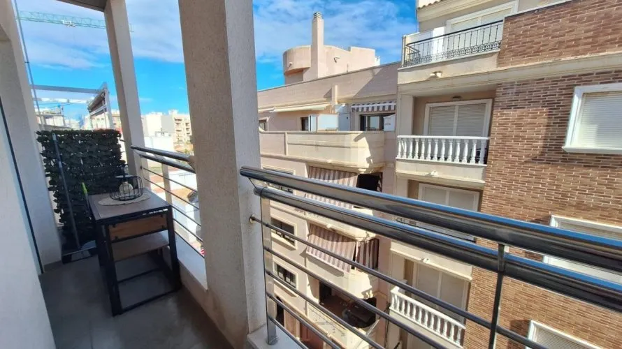2 bedrooms apartment for sale, Torrevieja, Spain No. 2001 № 5