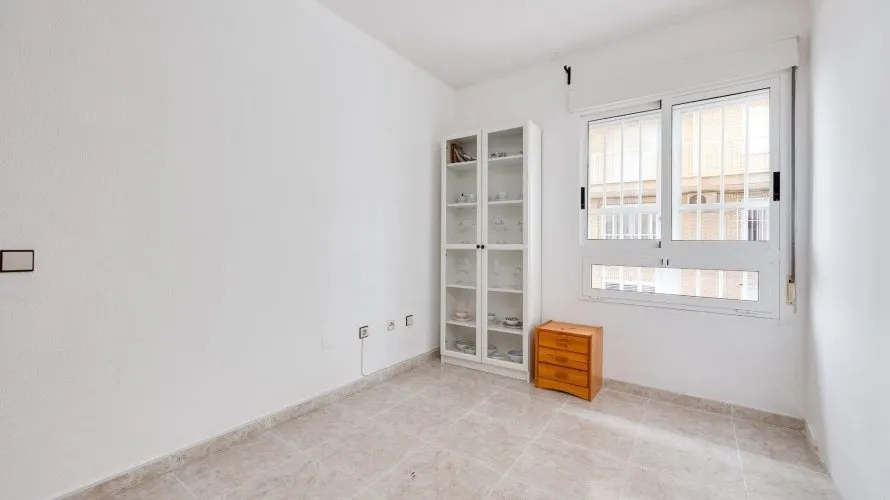 2 bedrooms apartment for sale, Torrevieja, Spain No. 2146 № 5