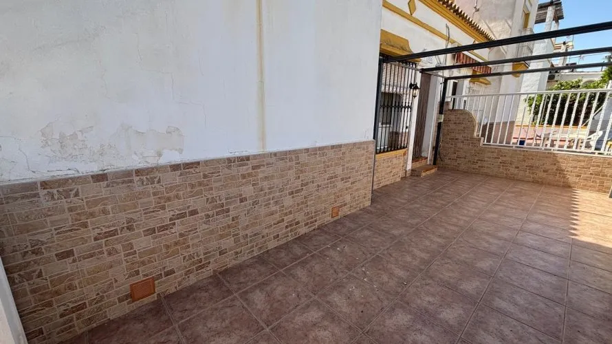 4 bedrooms house for sale, Los Altos, Spain No. 2191 № 11