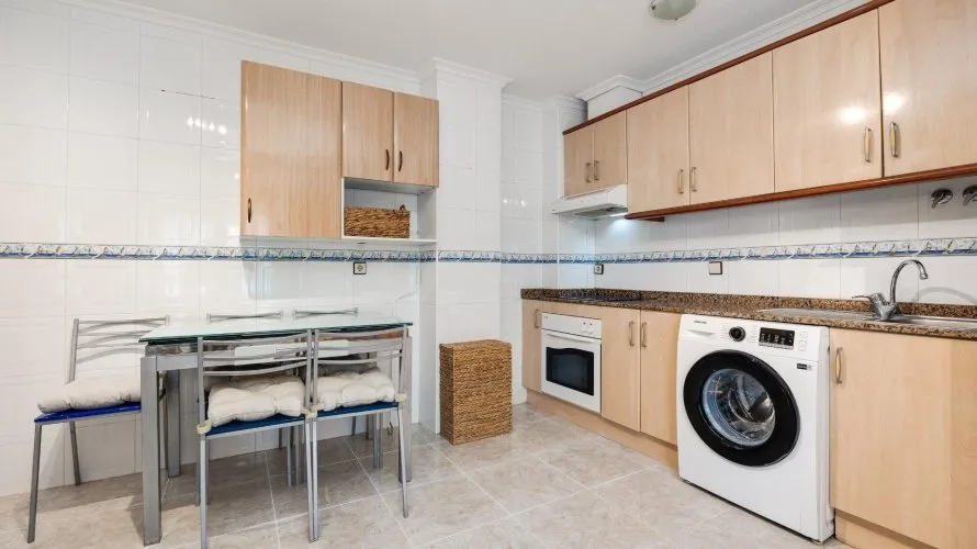 2 bedrooms apartment for sale, Torrevieja, Spain No. 2146 № 18