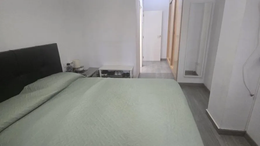 4 bedrooms apartment for sale, Paterna, Spain No. 1756 № 6