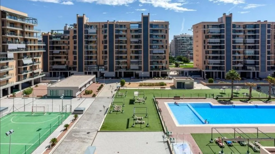 3 bedrooms apartment for sale, Alicante, Spain No. 2018 № 26