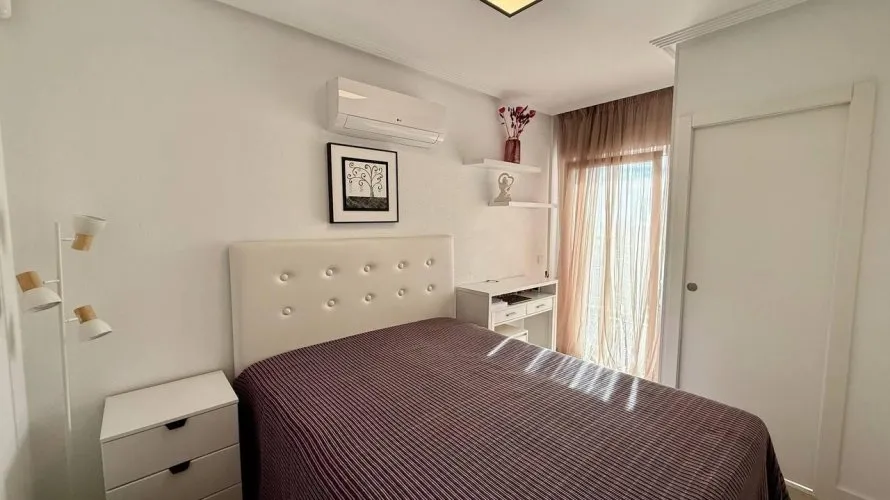 1 bedroom penthouse for sale, Nueva Torrevieja, Spain No. 2106 № 3