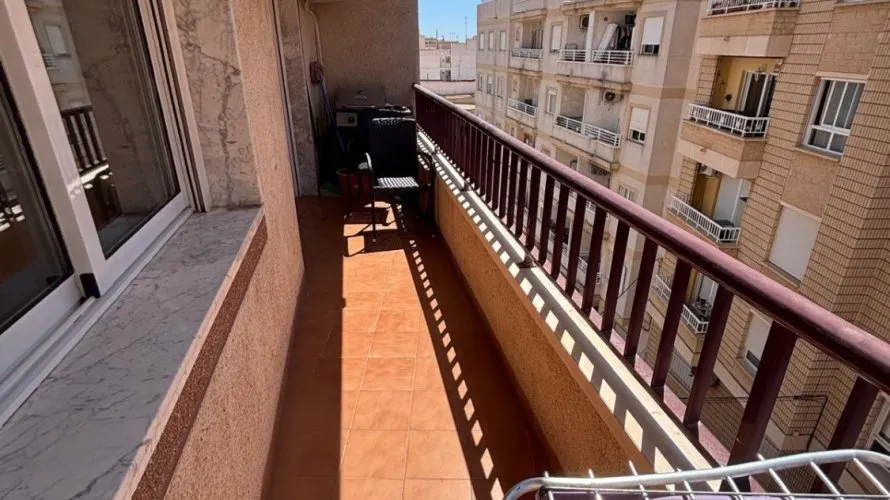 2 bedrooms apartment for sale, Torrevieja, Spain No. 2200 № 4