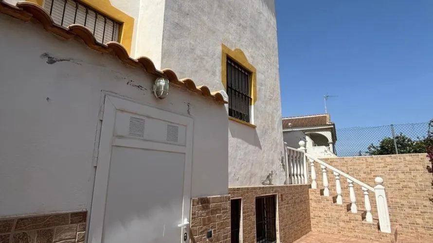 4 bedrooms house for sale, Los Altos, Spain No. 2191 № 22