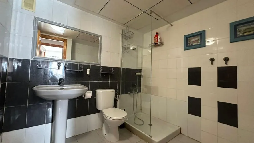 3 bedrooms apartment for sale, Torrevieja, Spain No. 2126