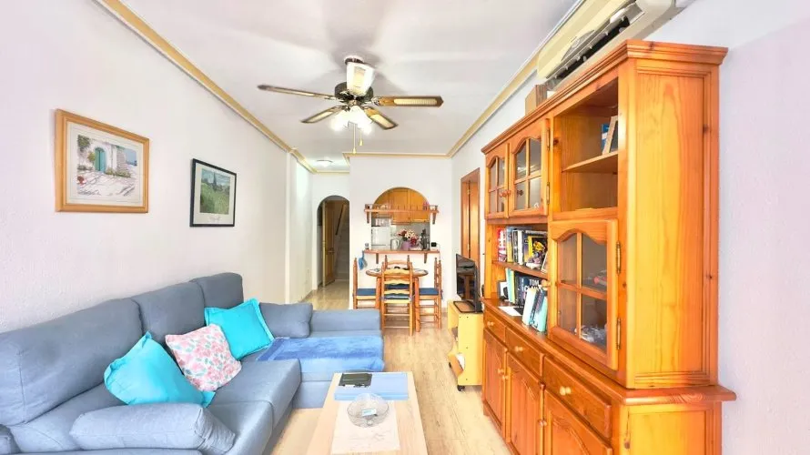 1 bedroom apartment for sale, Torrevieja, Spain No. 2211 № 4