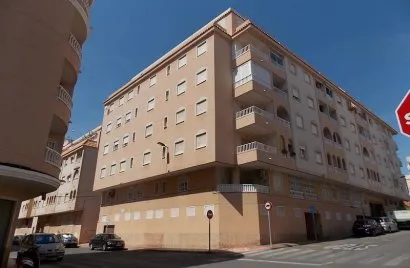 2 bedrooms apartment for sale, Torrevieja, Spain No. 2202