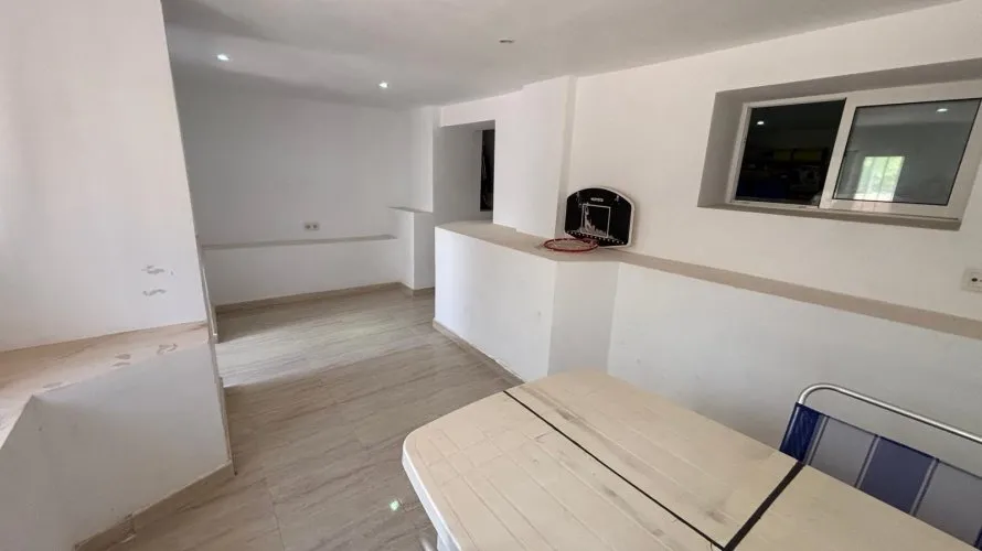 4 bedrooms house for sale, Los Altos, Spain No. 2191 № 17