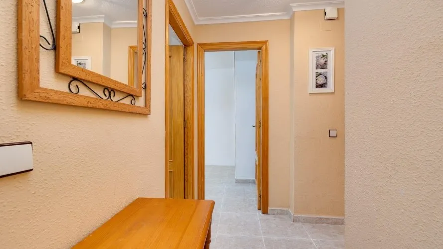 2 bedrooms apartment for sale, Torrevieja, Spain No. 2146 № 15