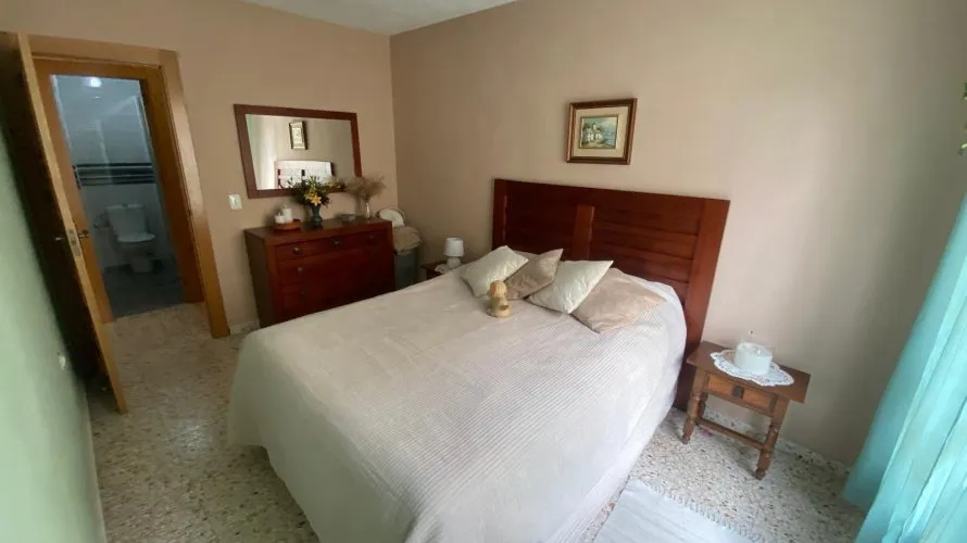 2 bedrooms apartment for sale, Torrevieja, Spain No. 2045 № 1