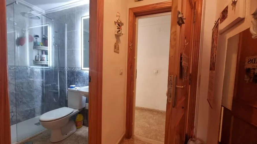 2 bedrooms apartment for sale, Torrevieja, Spain No. 2088 № 15
