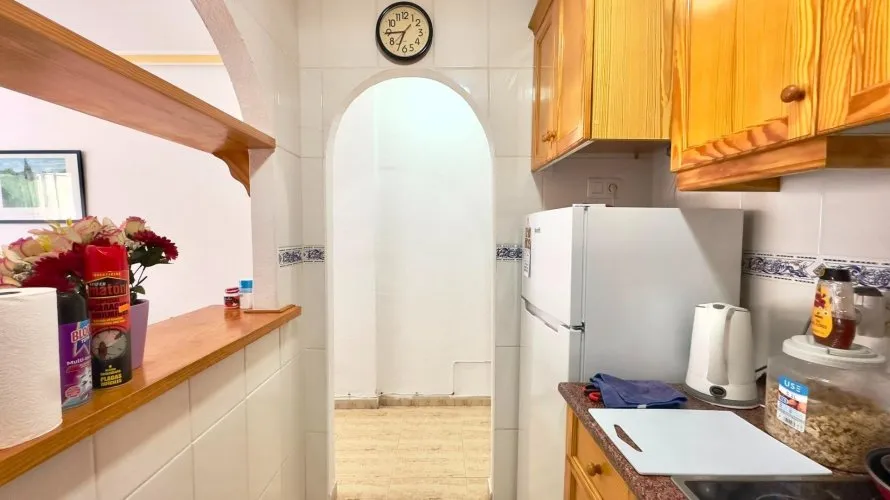 1 bedroom apartment for sale, Torrevieja, Spain No. 2211 № 17