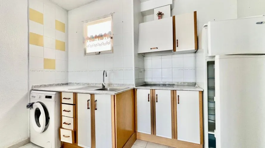 1 bedroom penthouse for sale, Torrevieja, Spain No. 2130 № 6