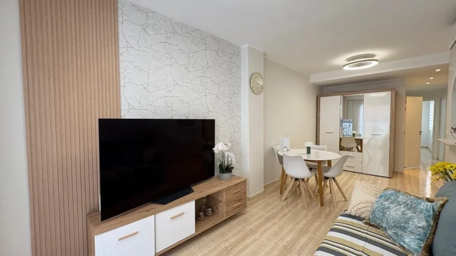 1 bedroom apartment for sale, Torrevieja, Spain No. 2205 № 16