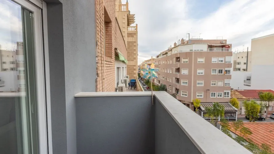 80m² apartment for sale, Torrevieja, Spain No. 1946 № 5