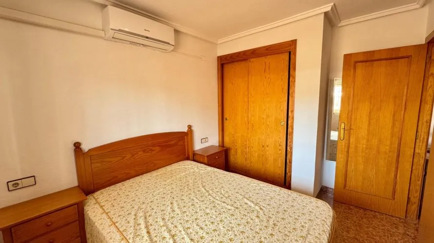 2 bedrooms penthouse for sale, Torrevieja, Spain No. 2070 № 17