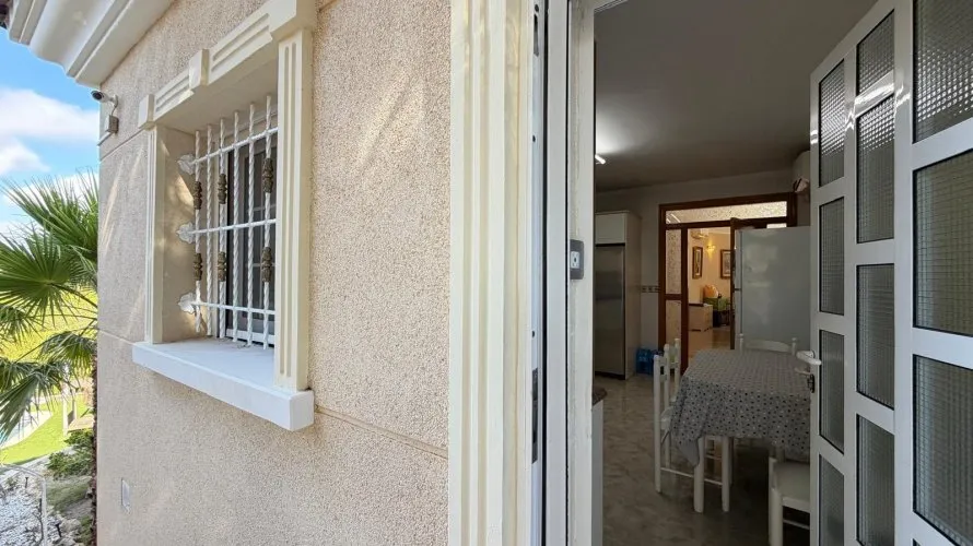 6 bedrooms villa for sale, Rojales, Spain No. 2395 № 9