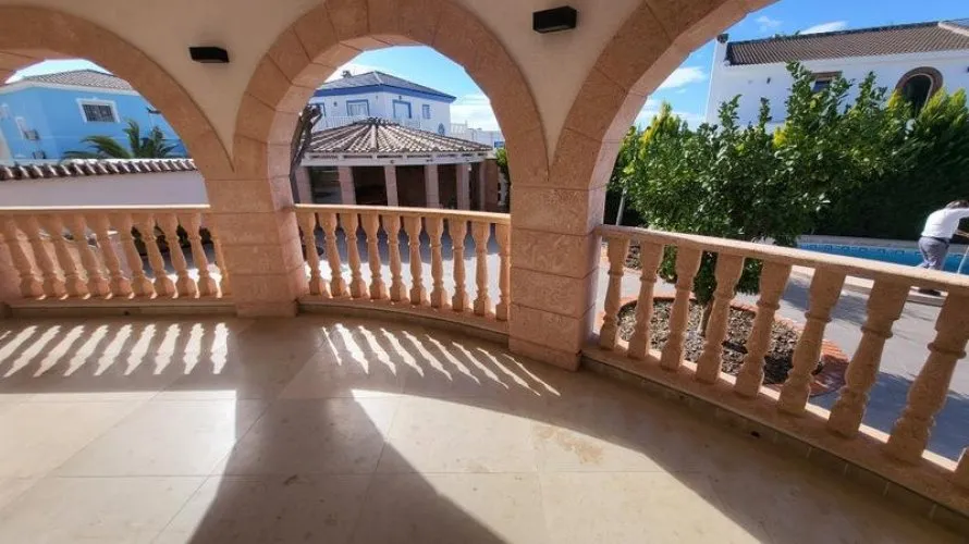4 bedrooms villa for sale, Rojales, Spain No. 2466 № 19