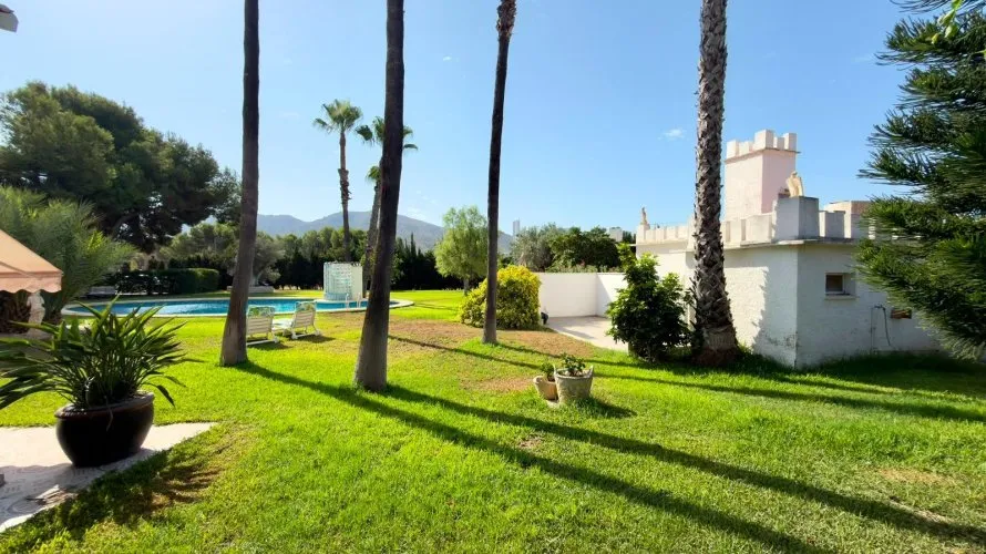 5 bedrooms villa for sale, Benidorm, Spain No. 2440 № 11