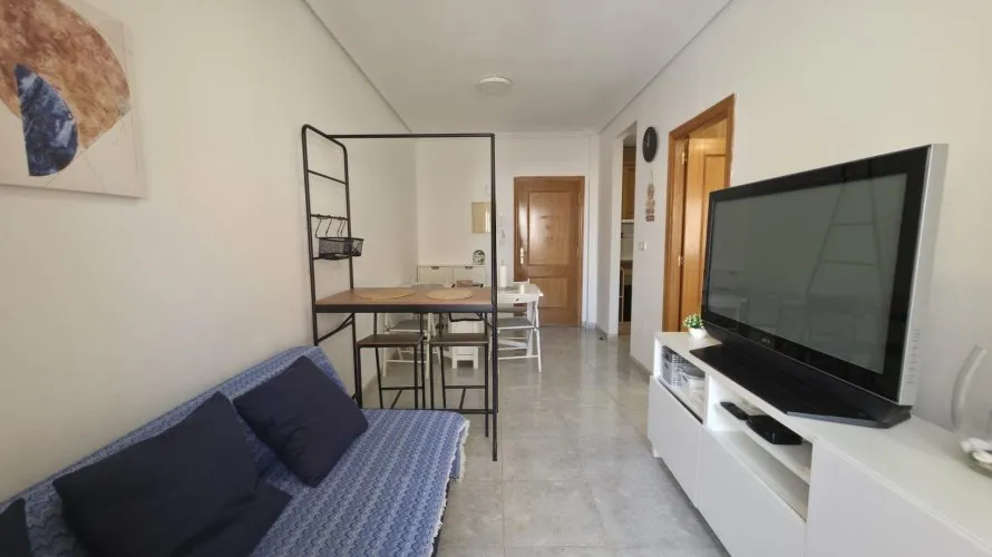 1 bedroom apartment for sale, Torrevieja, Spain No. 2379 № 3
