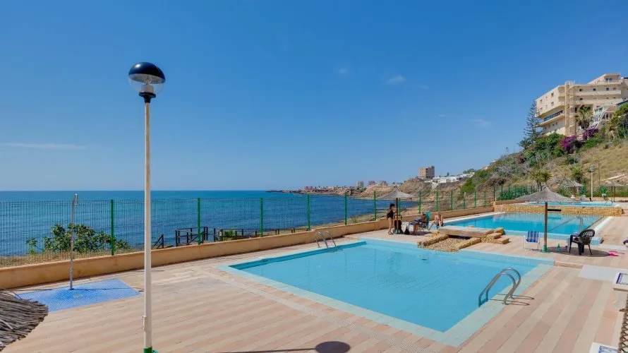 70m² apartment for sale, Torrevieja, Spain No. 2317 № 3