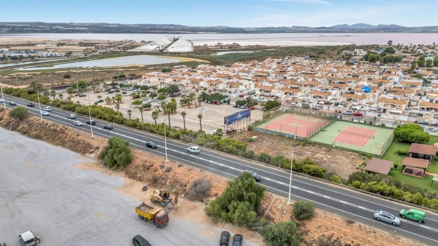 60m² apartment for sale, Torrevieja, Spain No. 2318