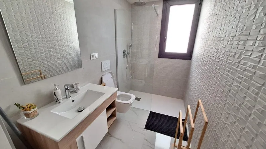2 bedrooms apartment for sale, Torrevieja, Spain No. 2423 № 9