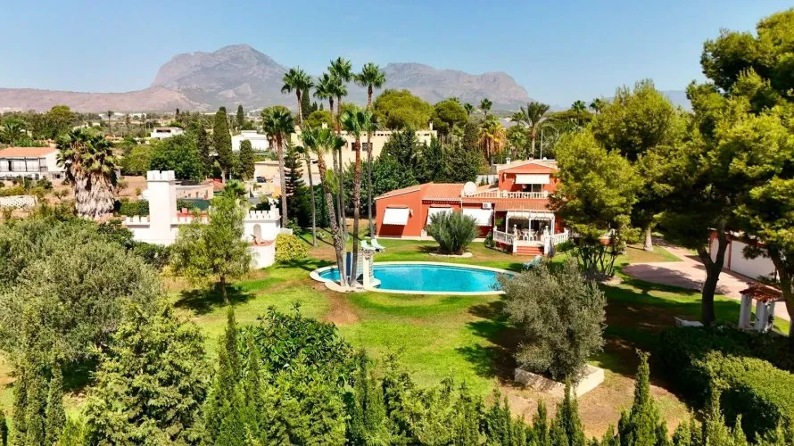 5 bedrooms villa for sale, Benidorm, Spain No. 2440 № 19
