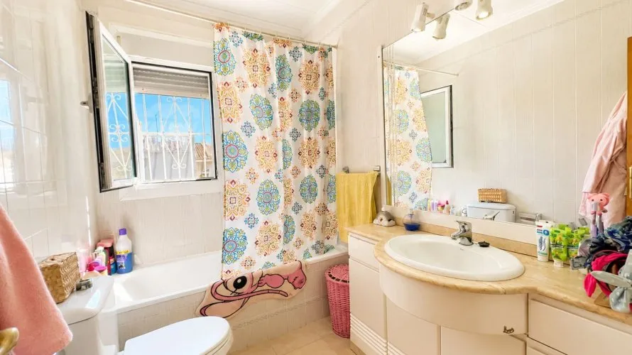 200m² villa for sale, Torrevieja, Spain No. 2393 № 12