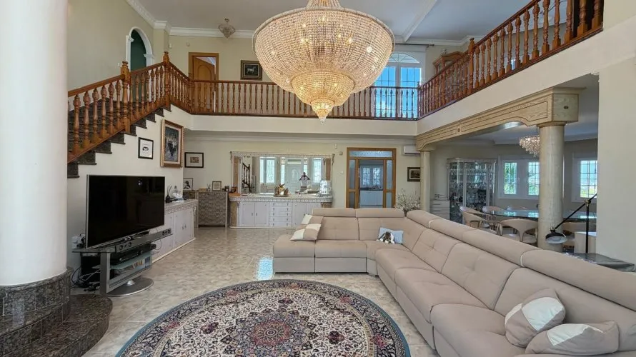 6 bedrooms villa for sale, Rojales, Spain No. 2395 № 21