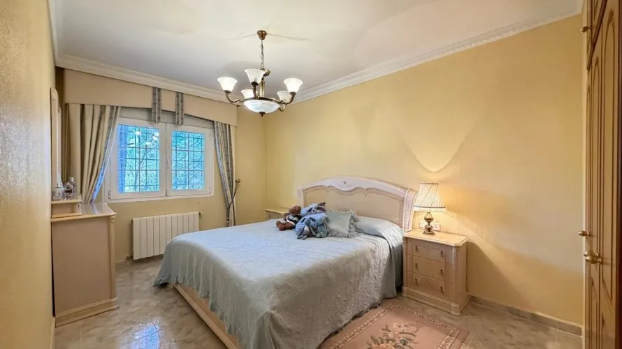 6 bedrooms villa for sale, Rojales, Spain No. 2395