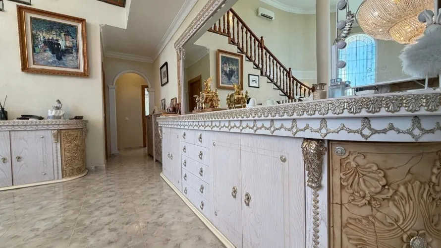 6 bedrooms villa for sale, Rojales, Spain No. 2395 № 7