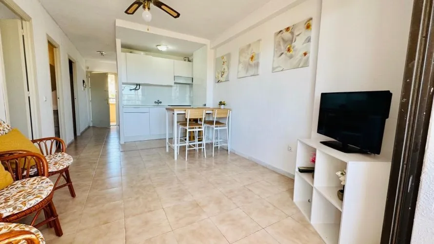 80m² apartment for sale, Torrevieja, Spain No. 2437 № 7
